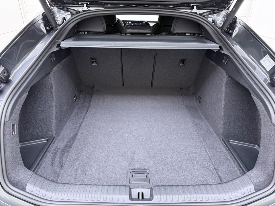 Audi A6 Sportback e-tron S edition 83 kWh 210 kW / 286 PK