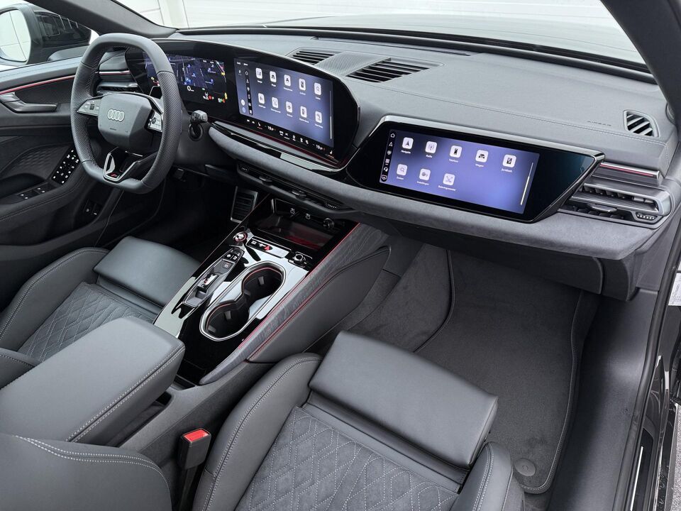 Audi A6 Avant S edition 2.0 e-hybrid 220 kW / 299 PK
