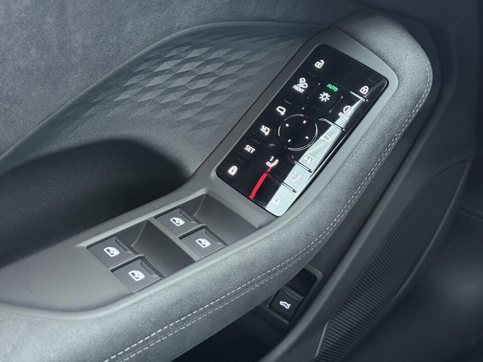 Audi A6 Avant S edition 2.0 e-hybrid 220 kW / 299 PK
