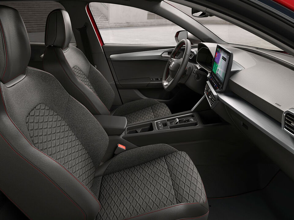 SEAT Leon Sportstourer FR Business 1.5 TSI eHybrid 150 kW / 204 PK