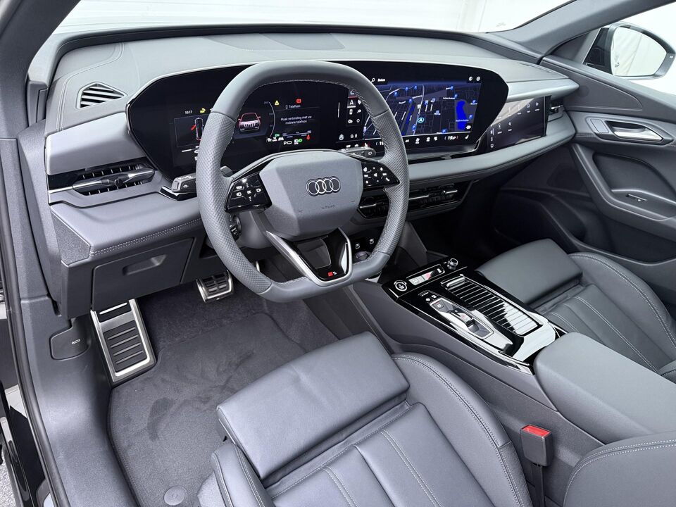 Audi Q6 e-tron S edition 83 Kwh 185 kW / 252 PK