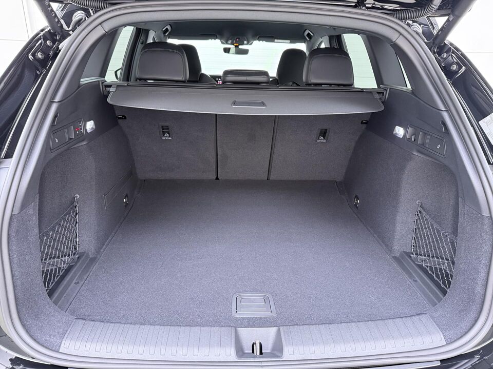 Audi Q6 e-tron S edition 83 Kwh 185 kW / 252 PK