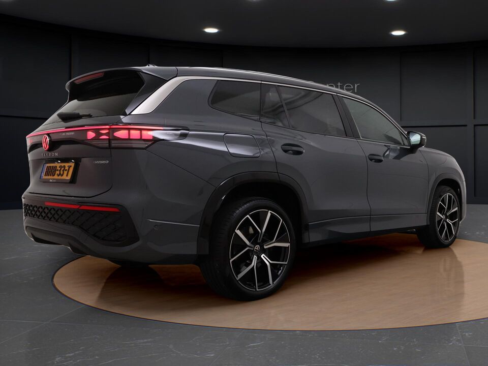 Volkswagen Tayron 1.5 eHybrid R-Line