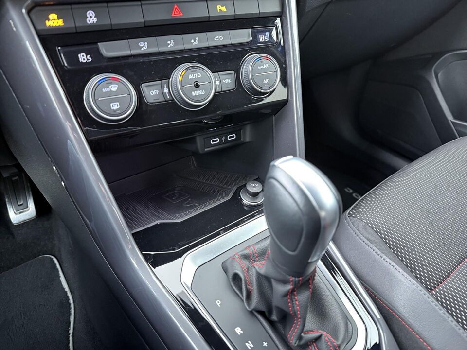 Volkswagen T-Roc 1.5 TSI Sport R-line