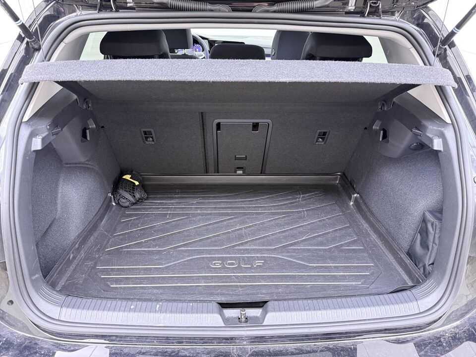 Volkswagen Golf 1.0 eTSI Life