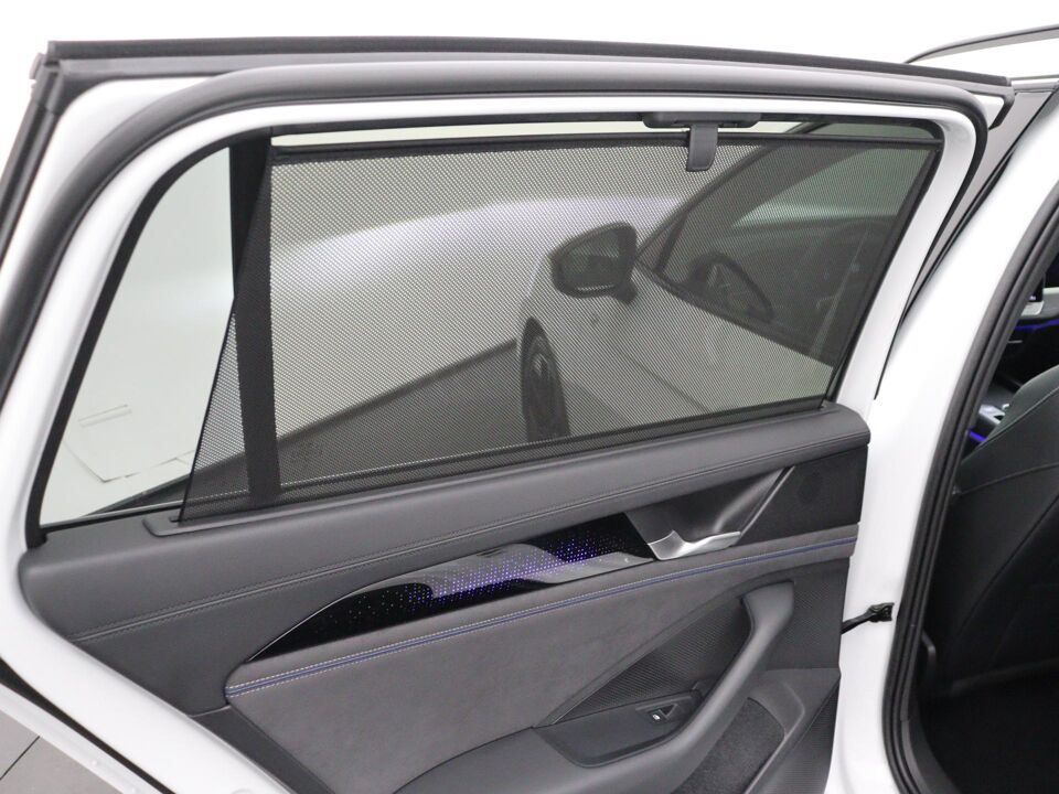 Volkswagen Passat Variant 1.5 eTSI R-Line Edition