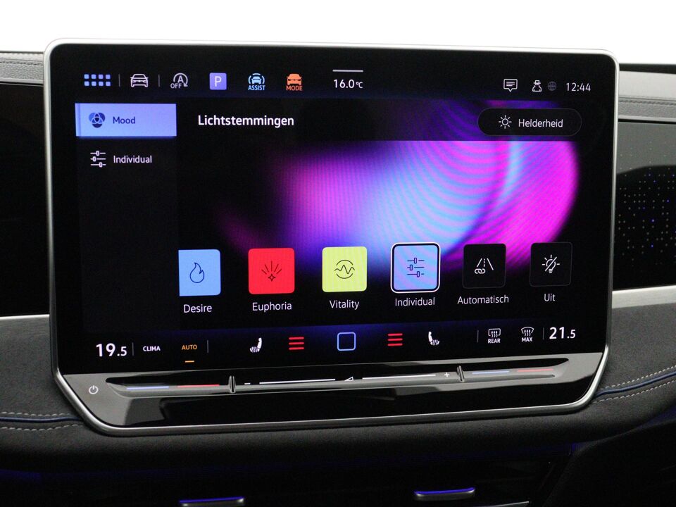 Volkswagen Passat Variant 1.5 eTSI R-Line Edition