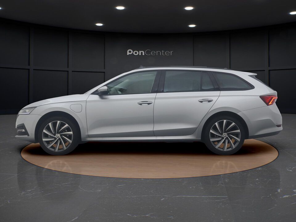 Škoda Octavia Combi 1.4 TSI iV 204PK