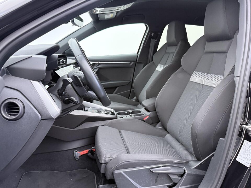 Audi A3 Sportback 30 TFSI Advanced edition