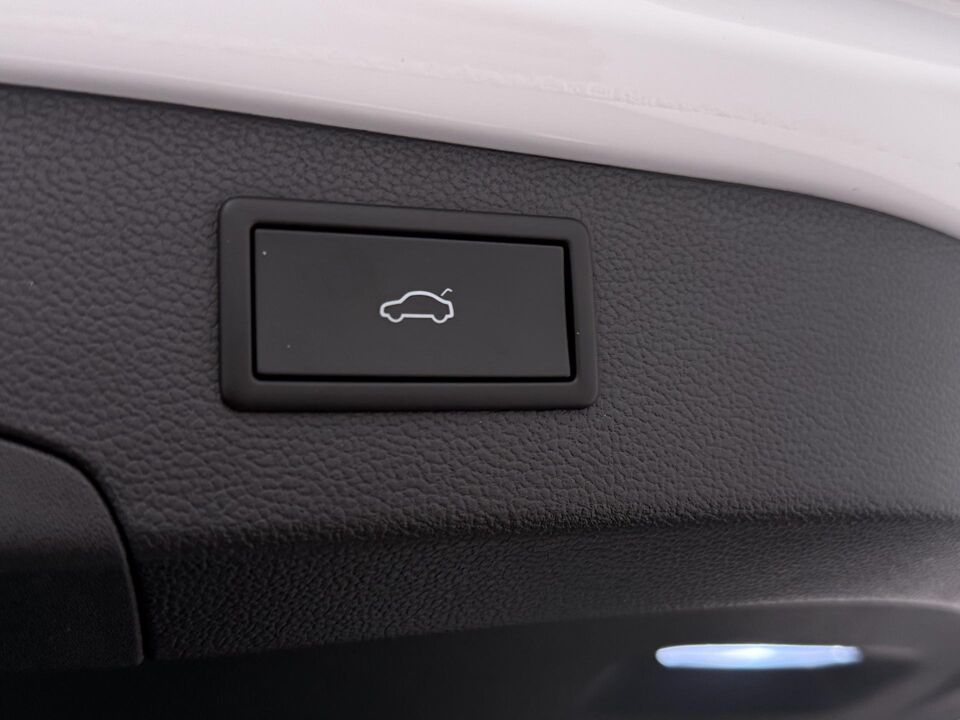 Škoda Superb Combi 1.5 TSI First Edition