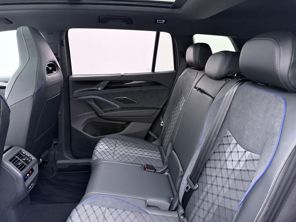 Volkswagen Tayron R-Line Edition 1.5 eHybrid 150 kW / 204 PK