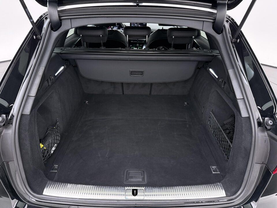 Audi A4 Avant 35 TFSI S-line Competition