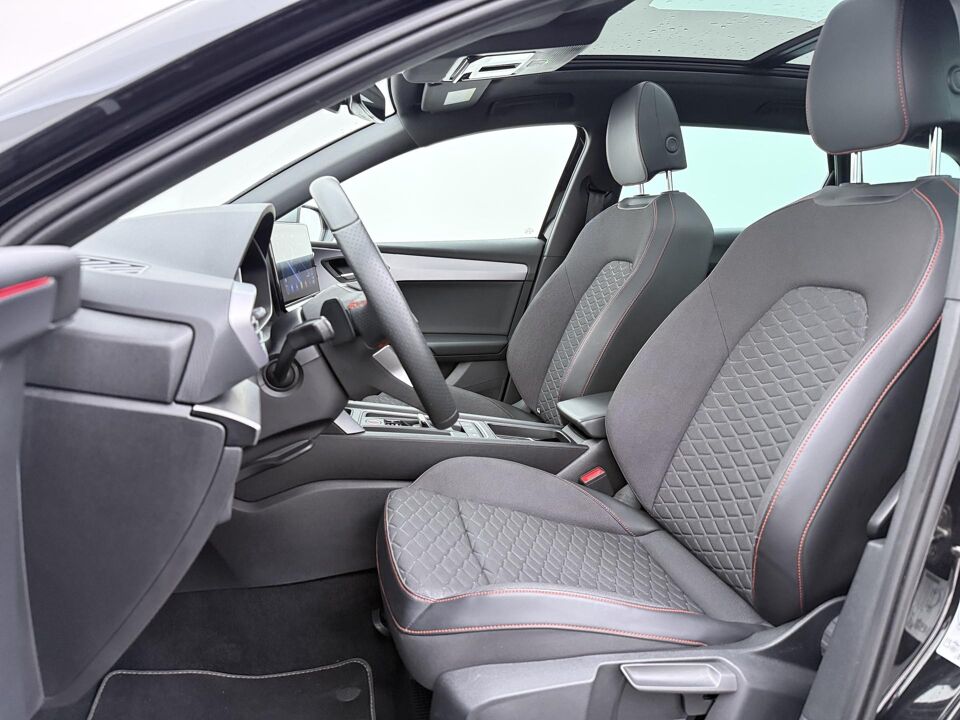 SEAT Leon Sportstourer 1.0 eTSI FR Business Intense