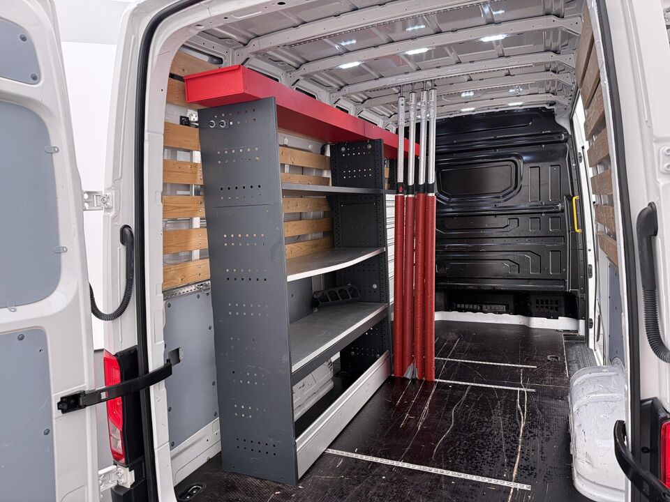 VW-Bedrijfswagens Crafter 35 2.0 TDI 140 PK Aut. L3H3 Comfortline