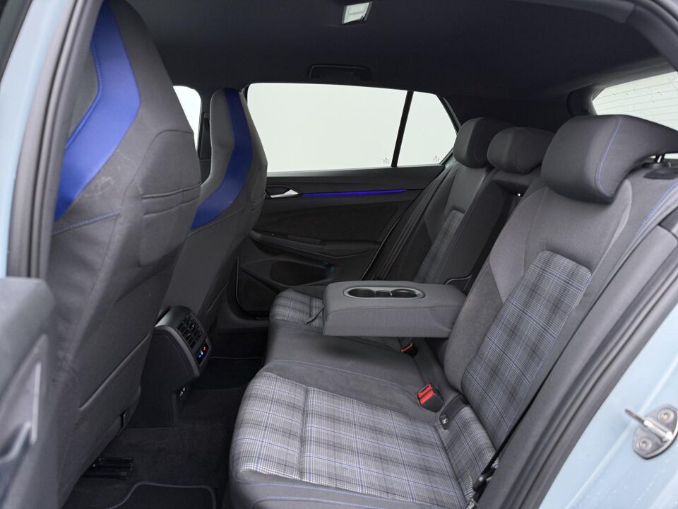 Volkswagen Golf 1.5 eHybrid GTE 272 PK