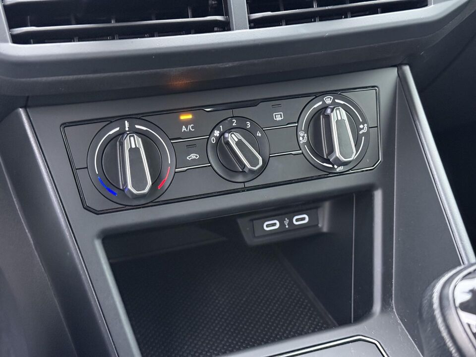 Volkswagen Polo 1.0