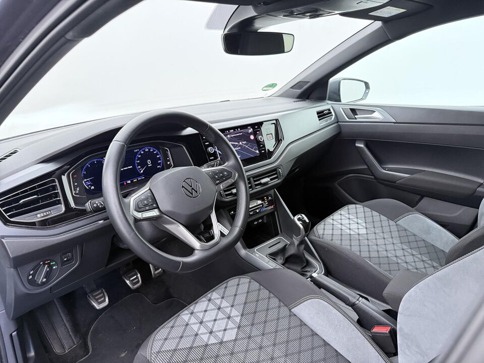 Volkswagen Polo 1.0 TSI R-Line Business