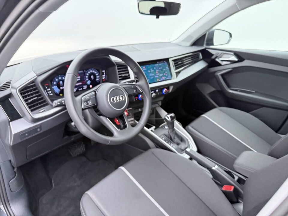 Audi A1 Sportback 30 TFSI Advanced edition