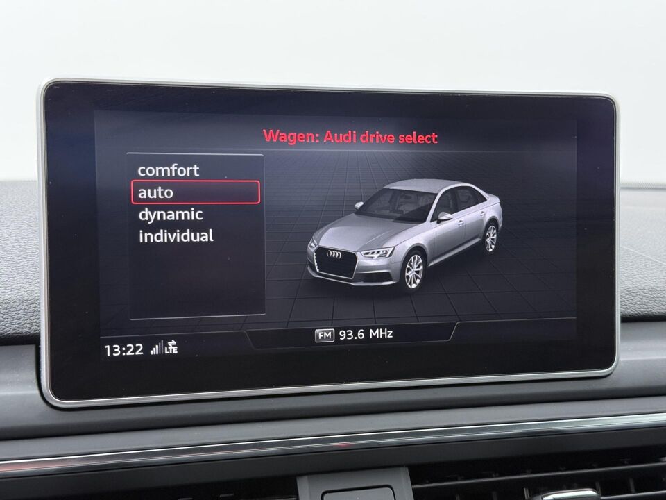 Audi A4 Limousine 1.4 TFSI Sport S-line edition