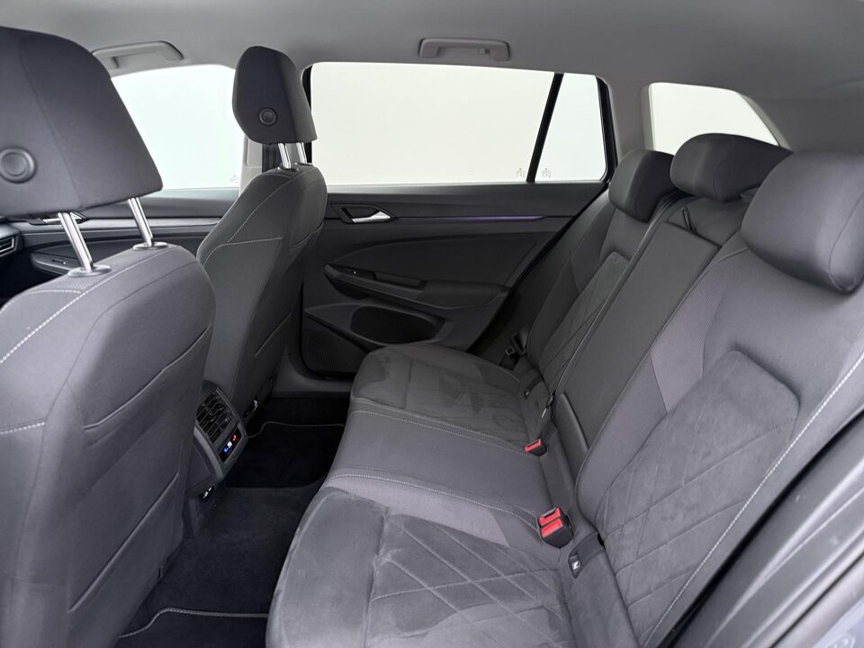 Volkswagen Golf Variant 1.5 eTSI Style