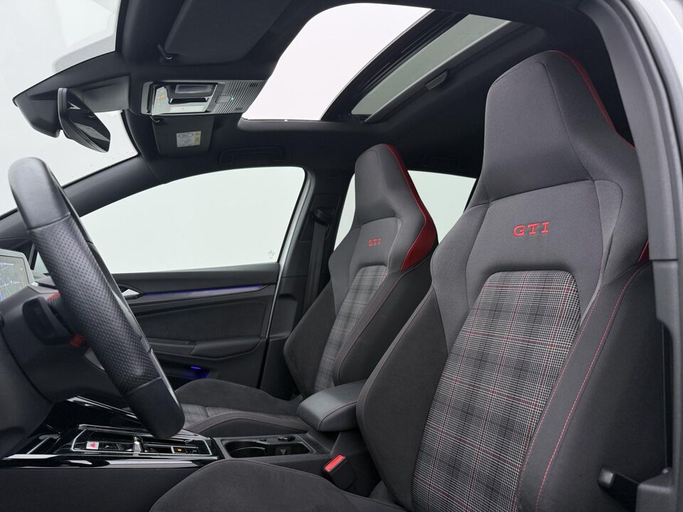 Volkswagen Golf 2.0 TSI GTI
