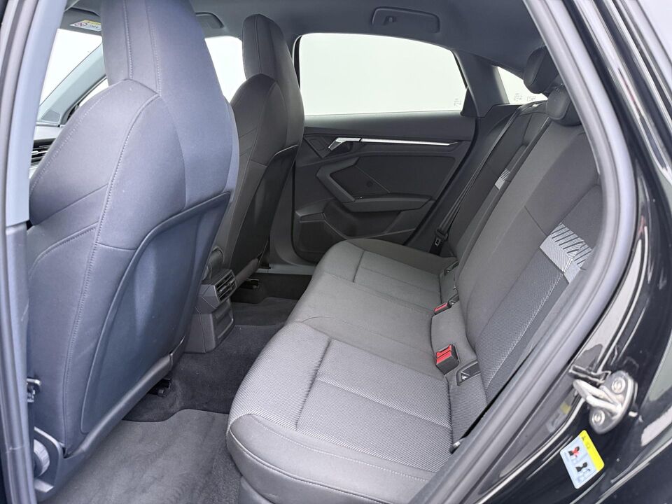 Audi A3 Limousine 35 TFSI Business edition