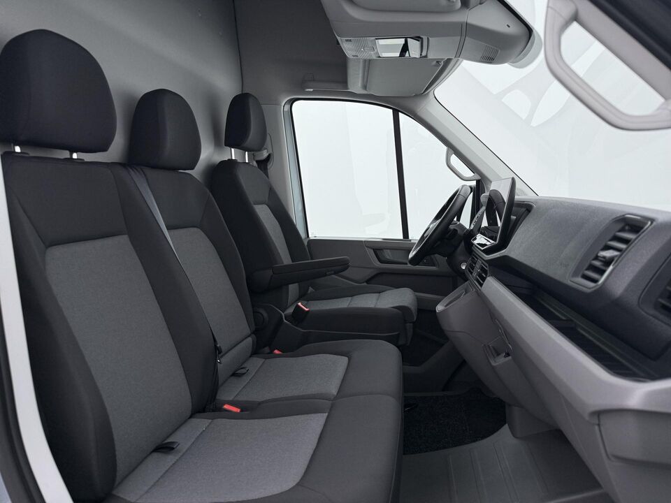 VW-Bedrijfswagens Crafter (2) GP 35 2.0 TDI 177 PK Autom. L3H3 Exclusive