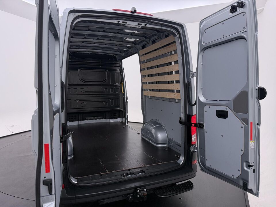 VW-Bedrijfswagens Crafter (2) GP 35 2.0 TDI 177 PK Autom. L3H3 Exclusive