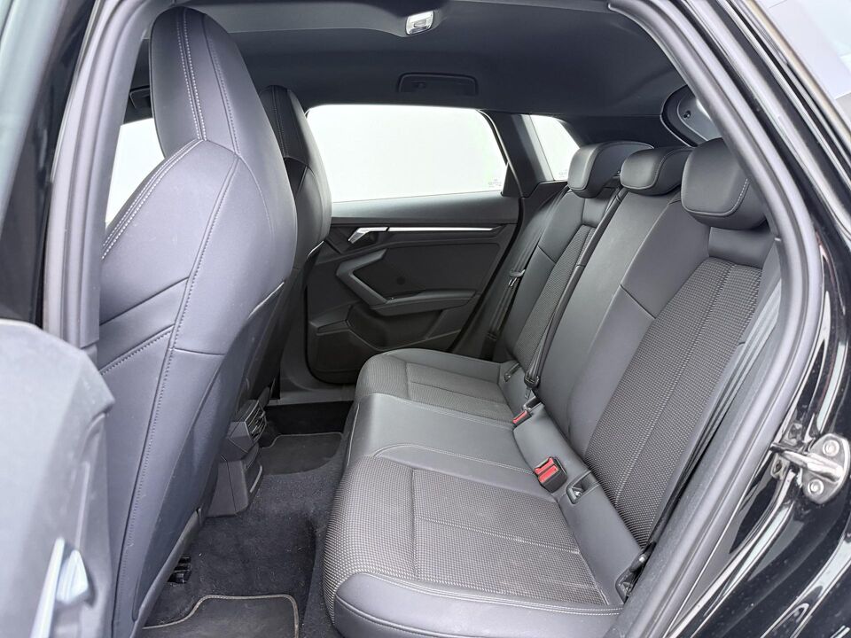 Audi A3 Sportback 30 TFSI S edition