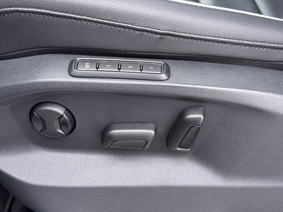 Volkswagen Tiguan 1.4 TSI eHybrid Elegance