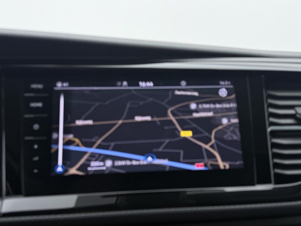 VW-Bedrijfswagens Transporter 2.0 TDI 150 PK TDI DSG L2H1 28