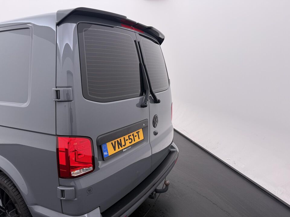 VW-Bedrijfswagens Transporter 2.0 TDI 150 PK TDI DSG L2H1 28