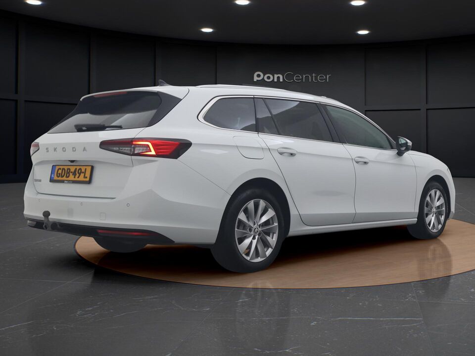 Škoda Superb Combi 1.5 TSI First Edition