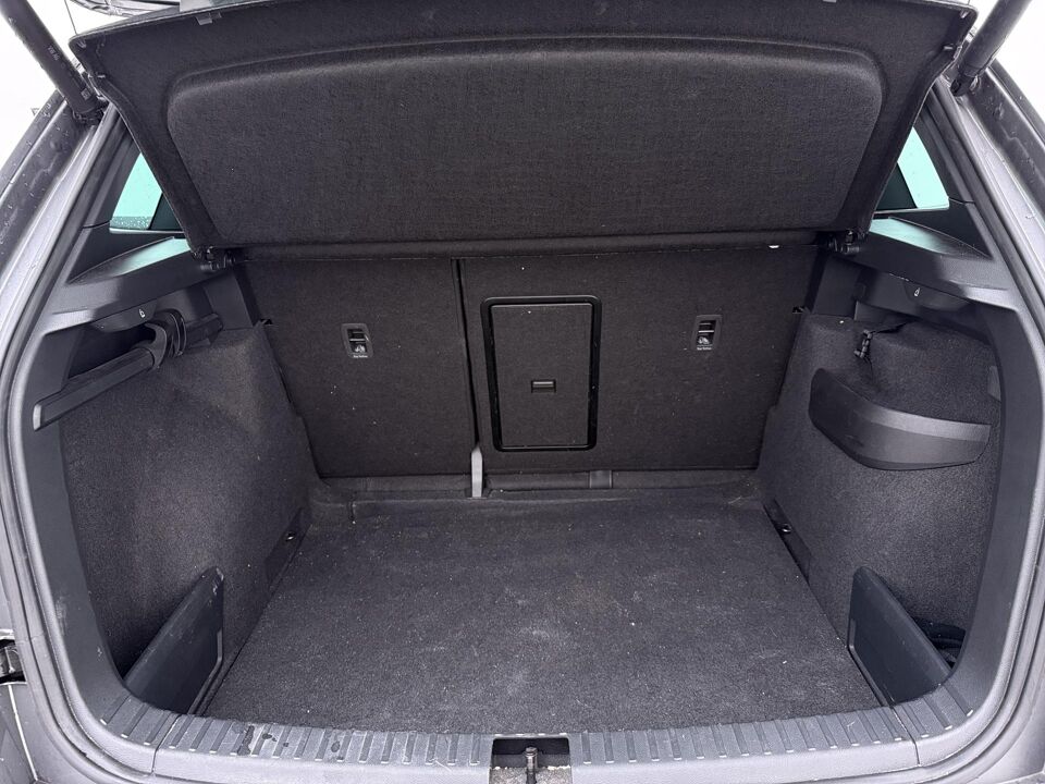 Škoda Karoq 1.5 TSI Sportline Business