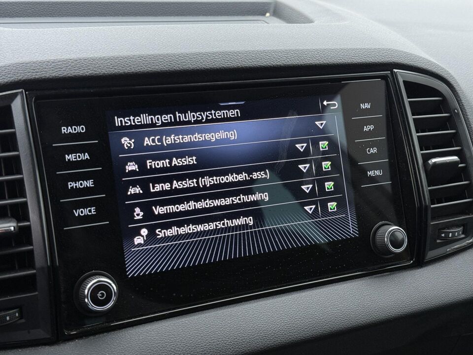 Škoda Karoq 1.5 TSI Business Edition