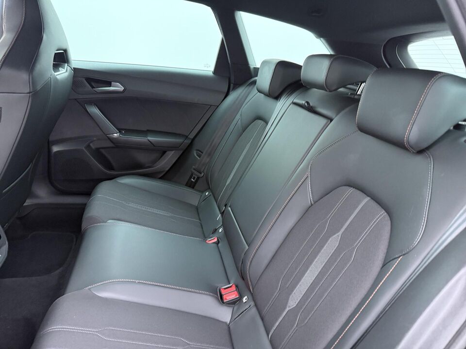 CUPRA Leon Sportstourer 1.4 e-Hybrid Business