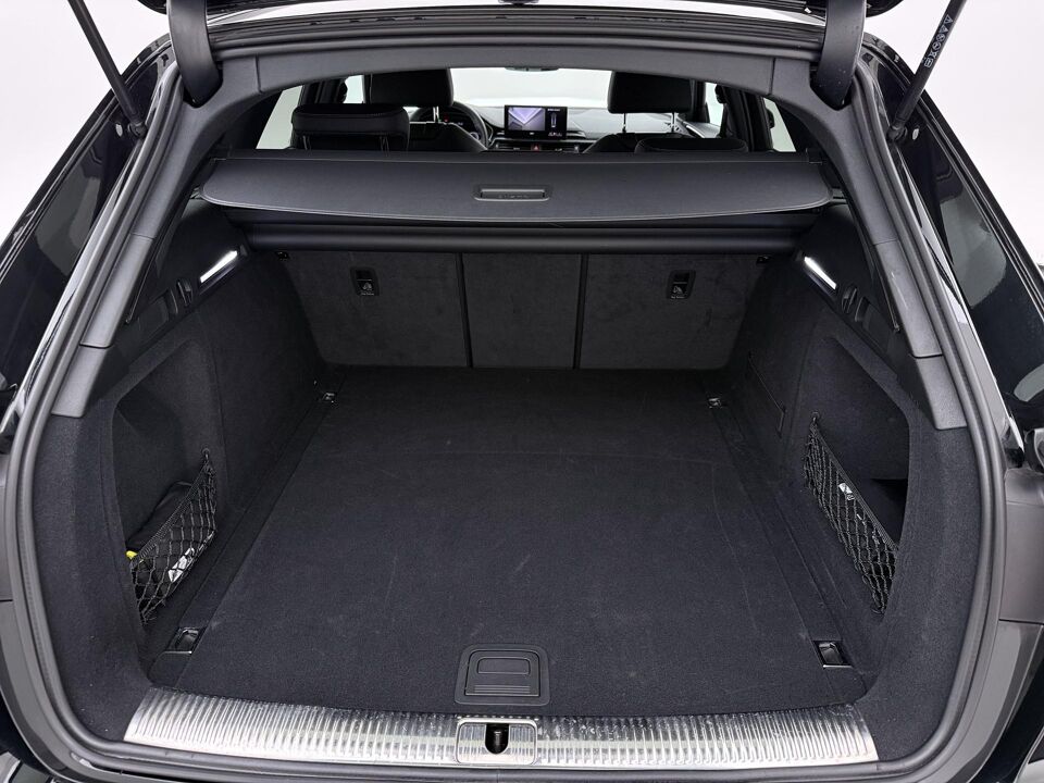 Audi A4 Avant 35 TFSI S-Line Competition