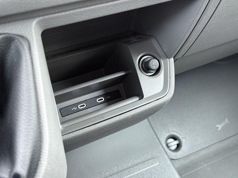 VW-Bedrijfswagens Crafter 35 2.0 TDI 140 PK L3H3 Highline