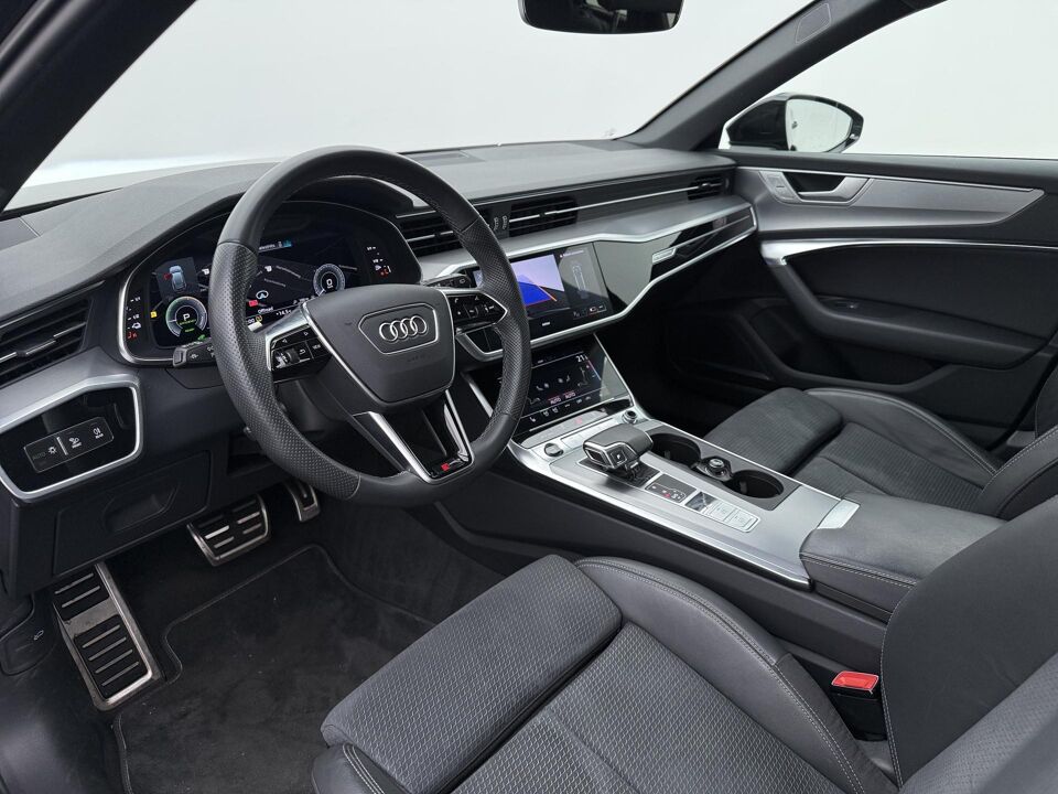 Audi A6 Avant 55 TFSI e quattro S Line Competition
