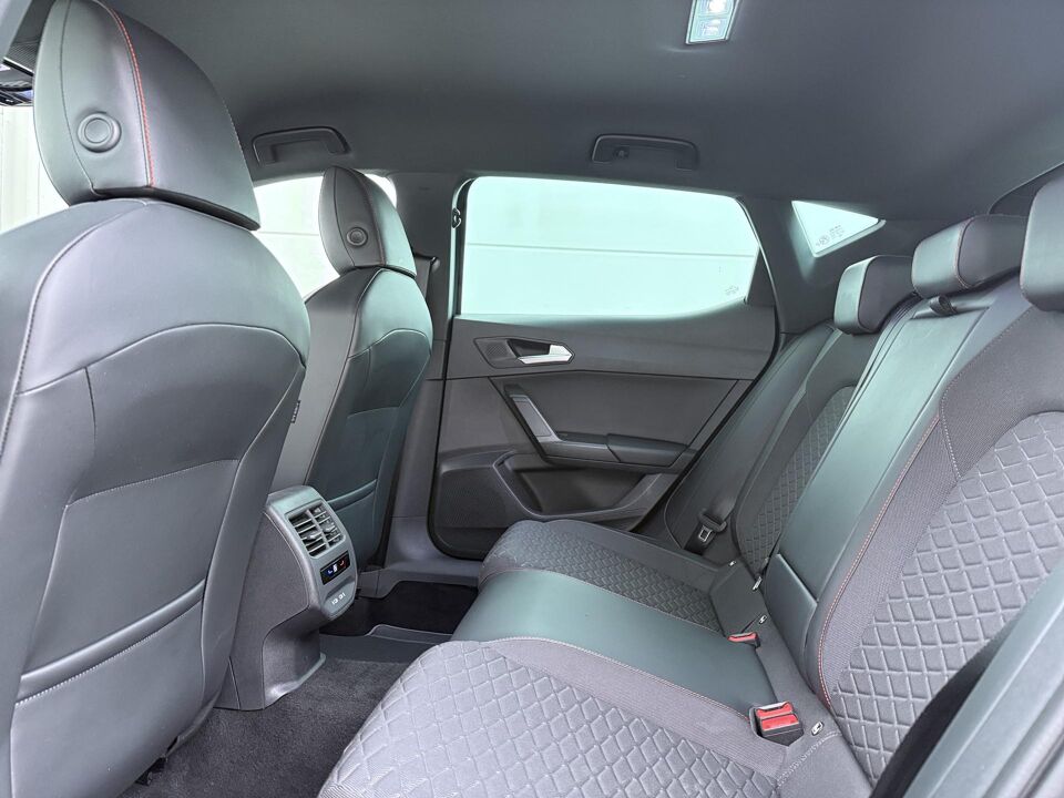 SEAT Leon Sportstourer 1.0 TSI FR Intense