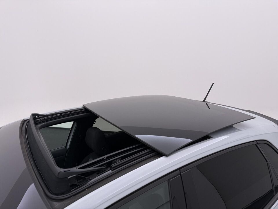 Volkswagen Polo 1.0 TSI Highline Business R-Line