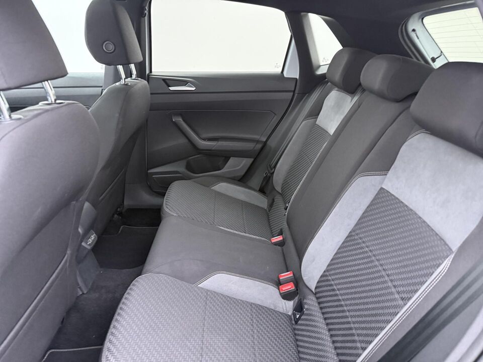 Volkswagen Polo 1.0 TSI Highline Business R-Line