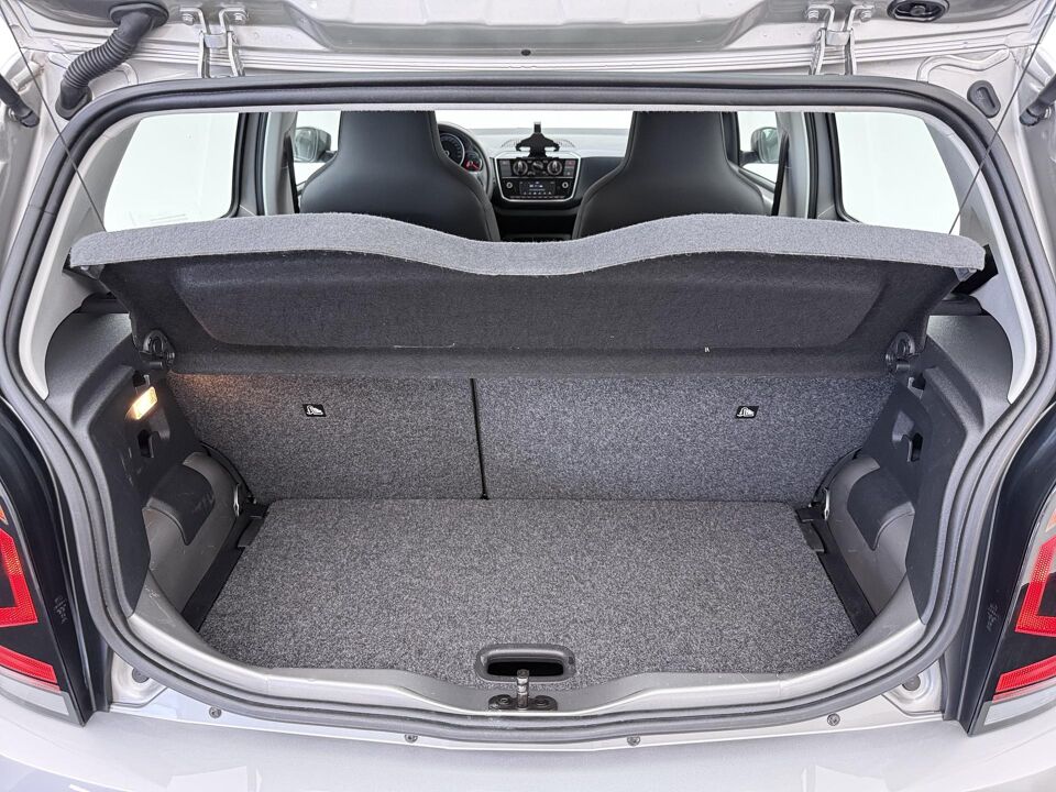 Volkswagen up! 1.0 move up!