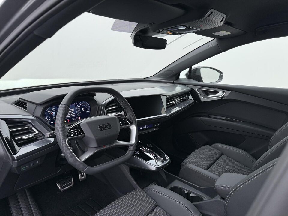 Audi Q4 Sportback e-tron S edition Competition 45 82 kWh 210 kW / 286 PK