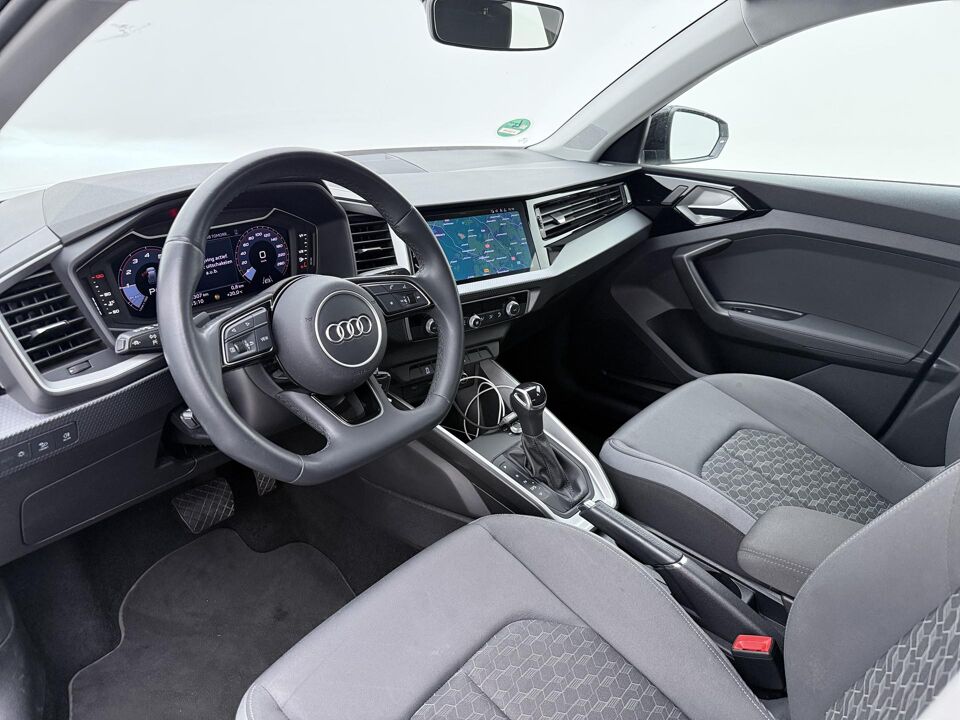 Audi A1 Sportback 30 TFSI S-line