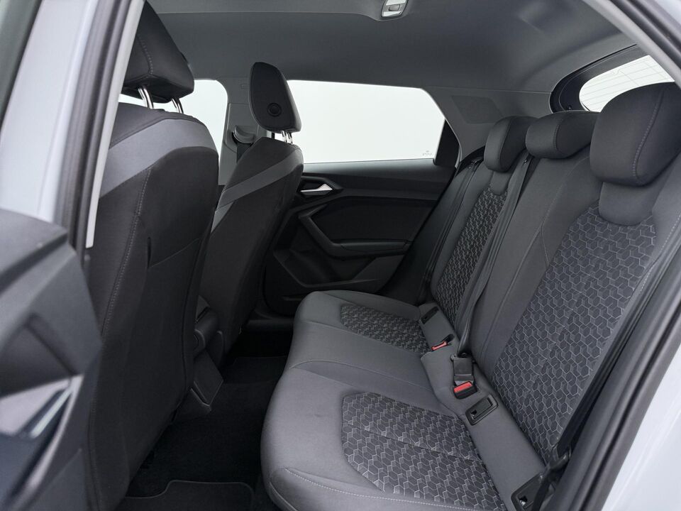 Audi A1 Sportback 30 TFSI S-line