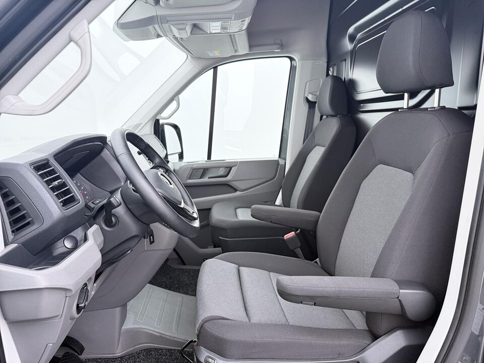 VW-Bedrijfswagens Crafter 30 2.0 TDI 140 PK Aut. L3H3 Highline