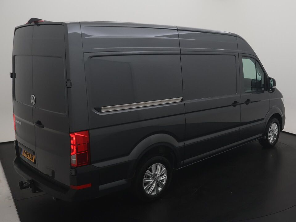 VW-Bedrijfswagens Crafter 30 2.0 TDI 140 PK Aut. L3H3 Highline