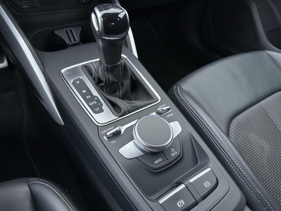 Audi Q2 35 TFSI S-line