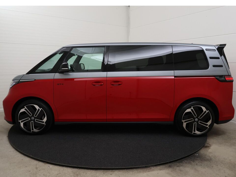 Volkswagen ID. Buzz GTX Limited Edition 250 kW / 340 pk 4MOTION 7p
